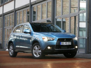 Mitsubishi ASX Джип/SUV 5 дв. 03.2010 - 12.2012