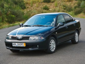 Mitsubishi Carisma Лифтбек 11.1999 - 10.2004