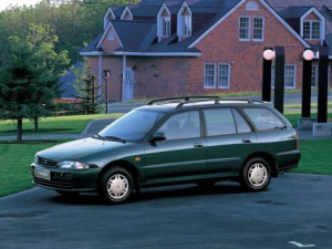 Mitsubishi Lancer (CB, CD) Универсал 09.1992 - 12.2000
