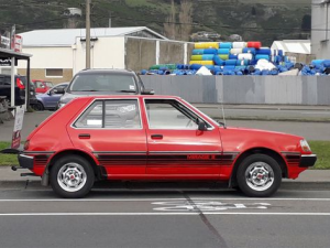 Mitsubishi Mirage Хэтчбек 5 дв. 02.1982 - 09.1983