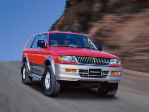Mitsubishi Montero Sport Джип/SUV 5 дв. 07.1996 - 02.2000
