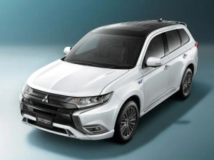 Mitsubishi Outlander (GF0W, GG0W) Джип/SUV 5 дв., Гибрид 08.2018 - 10.2021