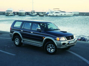 Mitsubishi Pajero Sport Джип/SUV 5 дв. 04.1997 - 08.2004