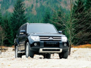 Mitsubishi Pajero (V90) Джип/SUV 5 дв. 08.2006 - 08.2011