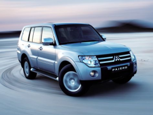 Mitsubishi Pajero (V90) Джип/SUV 5 дв. 08.2006 - 09.2011