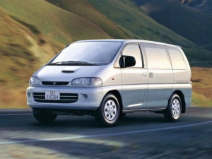 Mitsubishi Space Gear Минивэн 01.1994 - 06.1997