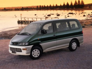 Mitsubishi Space Gear Минивэн 07.1997 - 08.2007