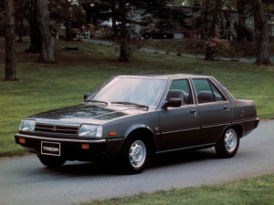 Mitsubishi Tredia Седан 09.1982 - 09.1986