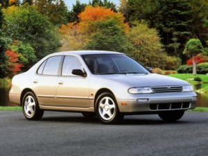 Nissan Altima (U13) Седан 06.1992 - 06.1997