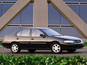 Nissan Altima (L30) Седан 07.1997 - 01.1999