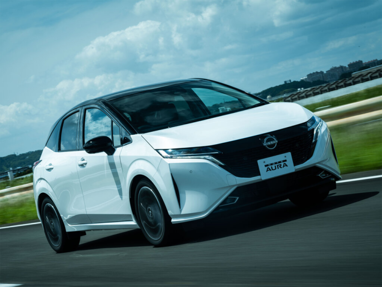 NISSAN Aura Aura 1 поколение Хэтчбек 5 дв., Гибрид, FE13, FSNE13