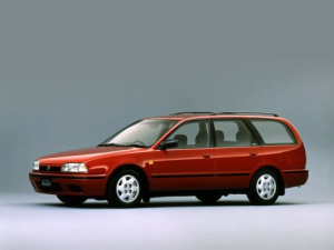 Nissan Avenir (W10) Универсал 05.1990 - 12.1992