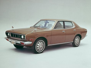 Nissan Bluebird (610) Седан 08.1971 - 07.1973