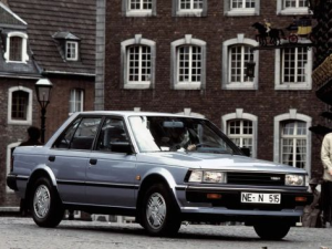 Nissan Bluebird (U11) Седан 03.1984 - 12.1988
