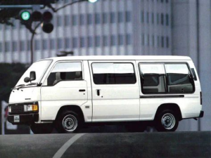Nissan Caravan (E24) Минивэн 09.1986 - 03.2001