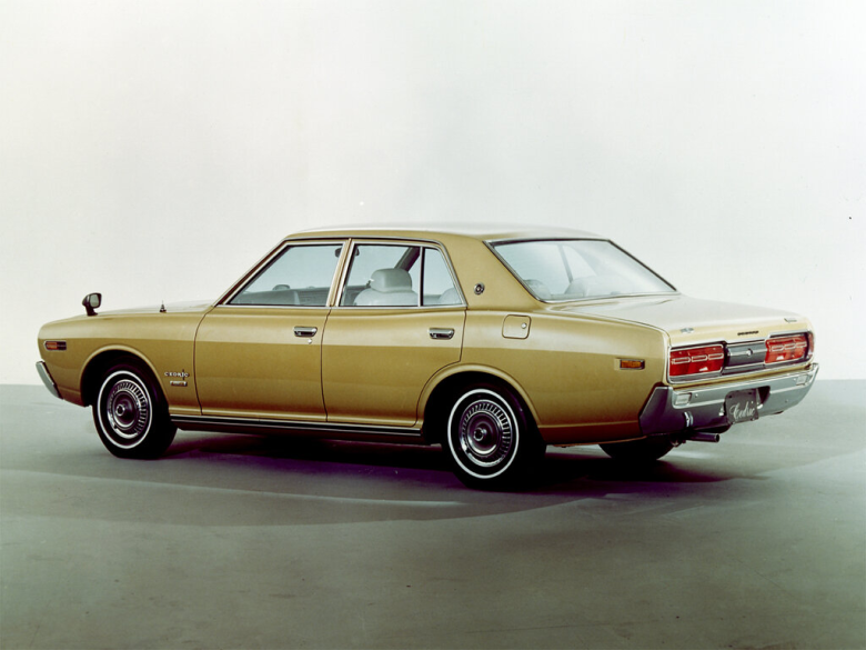 NISSAN Cedric Cedric 3 поколение Седан, 230, N230