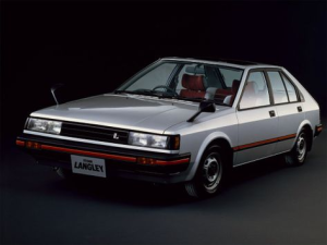 Nissan Langley (N12) Хэтчбек 5 дв. 06.1982 - 04.1984