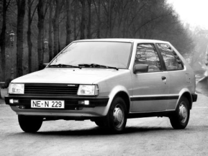 Nissan Micra (K10) Хэтчбек 3 дв. 12.1982 - 07.1992