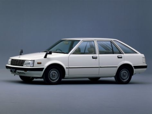 Nissan Stanza (T11) Хэтчбек 5 дв. 06.1981 - 05.1983