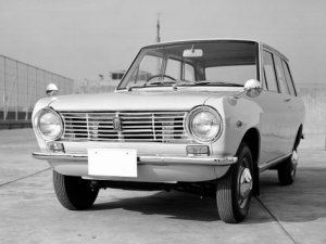 Nissan Sunny (B10) Универсал 04.1966 - 06.1967