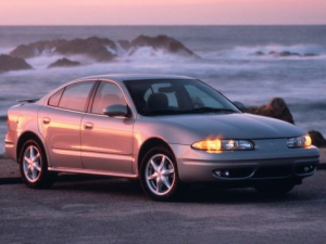 Oldsmobile Alero Седан 04.1998 - 04.2004