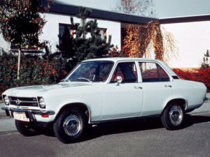 Opel Ascona (A) Седан 10.1970 - 08.1975
