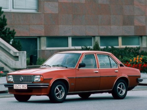Opel Ascona (B) Седан 09.1979 - 08.1981