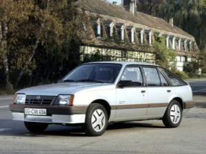 Opel Ascona (C2) Хэтчбек 5 дв. 10.1984 - 07.1986