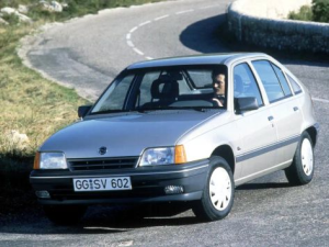 Opel Kadett (E) Хэтчбек 5 дв. 02.1989 - 08.1991