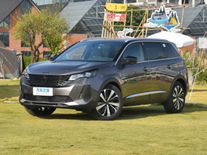 Peugeot 5008 Джип/SUV 5 дв. 11.2022 -  н.в.