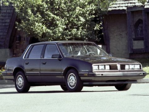 Pontiac 6000 (2A) Седан 01.1982 - 10.1984