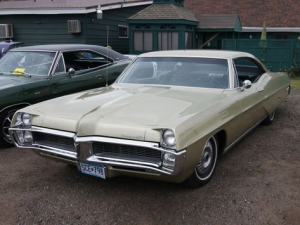 Pontiac Bonneville Купе 09.1966 - 09.1967