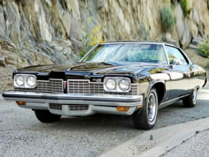 Pontiac Bonneville Купе 09.1972 - 09.1973