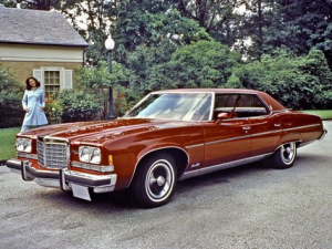 Pontiac Bonneville Седан 09.1973 - 09.1974