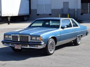 Pontiac Bonneville Купе 10.1977 - 10.1979