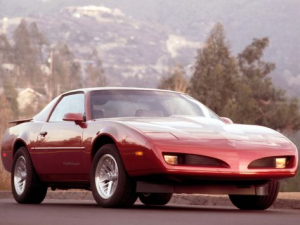 Pontiac Firebird Хэтчбек 3 дв. 05.1990 - 06.1992
