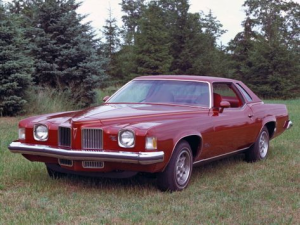 Pontiac Grand Prix Купе 09.1972 - 09.1975