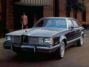 Pontiac Lemans Седан 10.1977 - 09.1980
