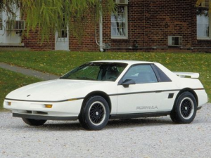 Pontiac Fiero Купе 07.1987 - 08.1988