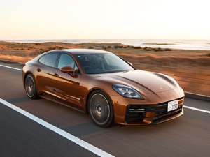 Porsche Panamera (972) Лифтбек, Гибрид 11.2023 -  н.в.