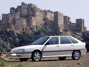 Renault 21 (B48) Хэтчбек 5 дв. 03.1989 - 01.1994