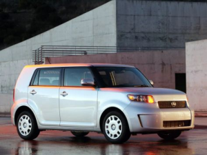 Scion xB Хэтчбек 5 дв. 02.2007 - 01.2010