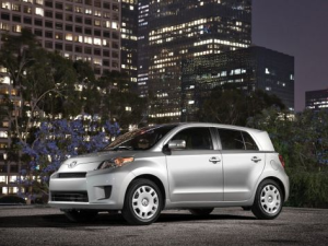 Scion xD Хэтчбек 5 дв. 01.2010 - 07.2014