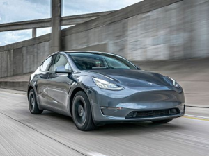 Tesla Model Y Джип/SUV 5 дв. 03.2019 - 01.2025
