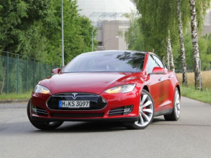 Tesla Model S Лифтбек 01.2012 - 11.2016