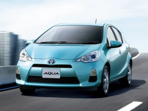 Toyota Aqua (P10) Хэтчбек 5 дв., Гибрид 11.2011 - 11.2014