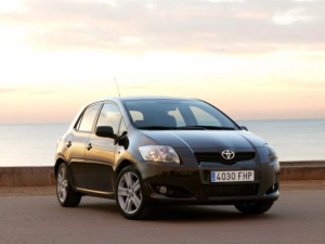 Toyota Auris (E150) Хэтчбек 5 дв. 10.2006 - 06.2010