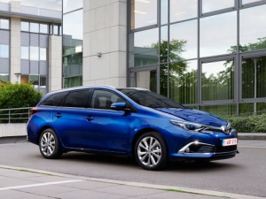 Toyota Auris (E180) Универсал, Гибрид 06.2015 - 03.2019