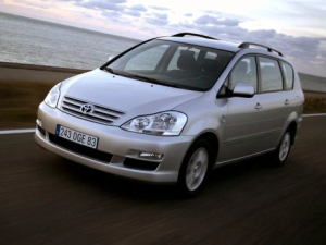 Toyota Avensis Verso Минивэн 10.2003 - 02.2009