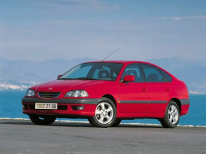 Toyota Avensis (T220) Лифтбек 10.1997 - 09.2000